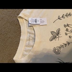 American Eagle T shirt size s